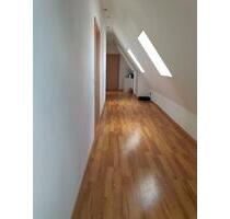 Helle, moderne 4-Zimmer - Maisonettwohnung - Baudenbach