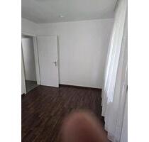 Zimmer in einer dreier Wg - 510,00 EUR Kaltmiete, in Esslingen am Neckar (PLZ: 73734) Pliensauvorstadt