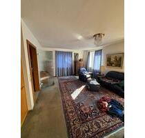 4-5 Zimmer Wohnung in Ehingen - 1.300,00 EUR Kaltmiete, in Ehingen (Donau) (PLZ: 89584)