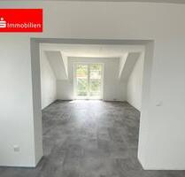 Traumhafte Dachgeschoss-Wohnung: 5 Zimmer in modernem Stil - Dornburg-Camburg