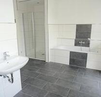 ** mit Balkon + Fahrstuhl ** 4 Zimmer Wohnung in Werdau zu vermieten!!