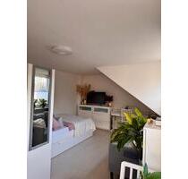 1-Zimmer-Dachgeschosswohnung in Bergisch Gladbach-Hebborn