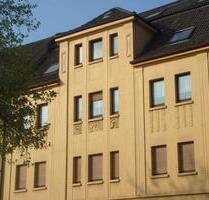 Helle 2 Zimmer Wohnung mit guter Verkehrsanbindung, WG geeignet - Dortmund Huckarde