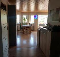 Helle 3,5 Zimmer Dachgeschoss Wohnung mit super Ausblick - Pfedelbach
