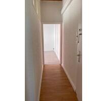 2 Zimmer mit großer Wohnküche - 584,00 EUR Kaltmiete, ca.  73,00 m² in Wuppertal (PLZ: 42389) Gemarkung Langerfeld