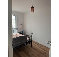 WG Zimmer zwischenmiete - 650,00 EUR Kaltmiete, in Düsseldorf (PLZ: 40597) Stadtbezirk 9