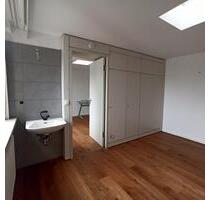 24qm Zimmer in EFH (4er WG) - 800,00 EUR Kaltmiete, ca.  143,00 m² in Horb am Neckar (PLZ: 72160)