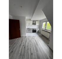 Sofort Bezugsfreie helle 2-Zimmer Dachgeschosswohnung in Hagen-Al