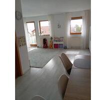 helle 3,5 Zimmer Wohnung mit tollem Ausblick auf die Alb - Filderstadt