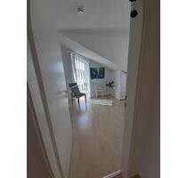 Schöne, helle, ruhige 2-Zimmer DG-Wohnung in Spiesen-Elversberg