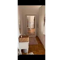 Schönes, helles Wg-Zimmer mit großem Balkon - Villingen-Schwenningen