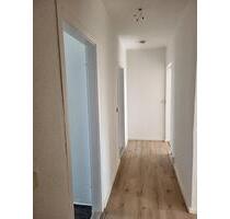 gemütliche 2 Zimmer Wohnung für Single oder Studenten - Hainichen
