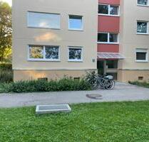 WGs in 3 Zimmer Wohnung - 450,00 EUR Kaltmiete, ca.  75,00 m² in München (PLZ: 81243) Aubing-Lochhausen-Langwied
