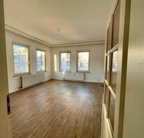 Helle Zwei-Zimmer Wohnung in Fürth Südstadt - Stein