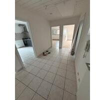 3 Zimmer Wohnung - 800,00 EUR Kaltmiete, ca.  70,00 m² in Neckarsulm (PLZ: 74172)
