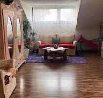 Mietwohnung, 3 Zimmer Dachgeschoss, 3 Parteienhaus - Elsdorf