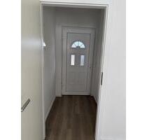 3,5 Zimmer Küche Bad Wohnung Obergeschoss neu renoviert 100Qm - Otterberg