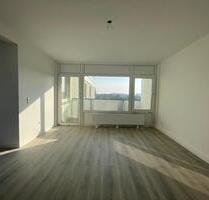 Frisch Sanierte 3-Zimmer Wohnung mit Balkon und Traum Blick - Duisburg Ruhrort