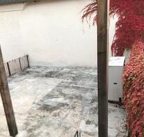 2–Zimmer + Terrasse, Ortsmitte - 340,00 EUR Kaltmiete, in Schwarzenfeld (PLZ: 92521)