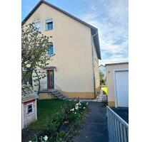 Helle 4-Zimmer Wohnung mit Balkon in Höchstadt - Neustadt an der Aisch