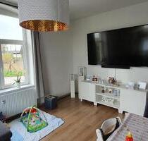 4 Zimmer Wohnung mit EBK Kamin 2 Bäder Keller Stellplatz - Gülzow-Prüzen