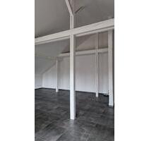 3-Zimmer DG-Wohnung in Garching - Garching bei München