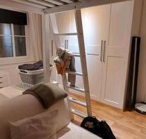 2 Raumwohnung , möbliert + WG geeignet - Halle (Saale) Damaschkestraße