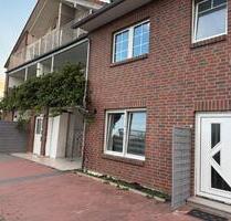 4 Zimmer Wohnung 126 qm große Küche 34m Balkon 11.5 qm Neuanbau - Lauenhagen