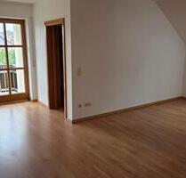 2 Zimmer Wohnung ruhige Lage mit Balkonblick - Pfarrkirchen