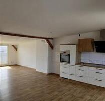 Einbauküche - 4-Zimmer Dachgeschoss-Wohnung - Zeitz