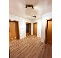 Kernsanierte 85qm 3-Zimmer Wohnung mit Garage & Garten - Garbsen Berenbostel