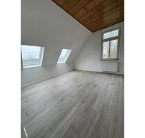 Renovierte 177qm 6-Zimmer Wohnung mit GartenBalkon in Berne