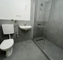Sanierte 2 Zimmer mit Balkon - 670,00 EUR Kaltmiete, in Krefeld (PLZ: 47803) Benrad