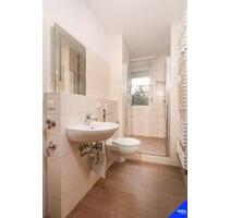 ab sofort 3 Zimmer mit großer Dusche im Südring - Weißenfels