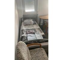 Eine schöne helle frisch renovierte WG-ZIMMER für zwei Personen - Mühlheim am Main
