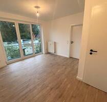 Moderne, renovierte 2 Zimmer Wohnung mit Balkon - Delmenhorst Deichhorst