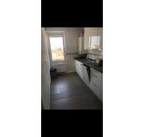 3 Zimmer Wohnung Dachgeschoss - 1.300,00 EUR Kaltmiete, ca.  70,00 m² in Heidelberg (PLZ: 69124) Kirchheim