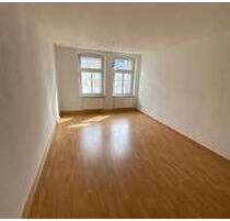 Helle 3-Zimmer Wohnung mit großem Balkon - Magdeburg Alte Neustadt
