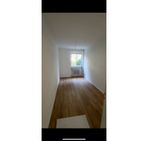 WG Zimmer für einen Monat in Wohnung an Münchner Freiheit - München Schwabing-Freimann