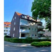 Helle schöne 3 Zimmer Wohnung mit Balkon INKLUSIVE Garage in ruhiger Lage von Essen