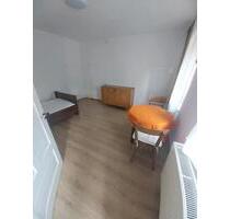 WG-Zimmer zu vermieten - 400,00 EUR Kaltmiete, ca.  80,00 m² in Bopfingen (PLZ: 73441)
