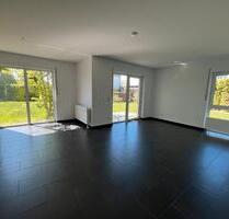 Sehr schöne 2 Zimmer Wohnung mit Terrasse und EBK in Jöllenbeck - Bielefeld