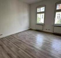 Wohnung mit Loggia in Dessau-Nord 3-Zimmer Altbau - Dessau-Roßlau