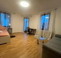 Möbliertes Zimmer mit Balkon, WG Zimmer, Wohnen auf Zeit - Herbertingen