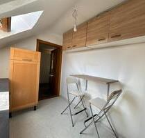 3-Zimmer Wohnung in zentraler Lage in Letter teil möbliert i - Hannover Herrenhausen-Stöcken