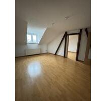 Großzügige 5-Zimmer Wohnung mit Charm - ideal für Kreative - Solingen Mitte