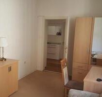 Vermiete 1 Zimmer in einer 3-Zimmerwohnung an Wochenend-Pendler - Nürnberg Eberhardshof