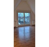 Schöne, helle und moderne 2-Zi.-Wohnung (Dachgeschoss, 3. OG) - Schwabach