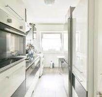 3 Zimmer Wohnung mit Balkon und Ebk in Köln Vogelsang zu vermiete