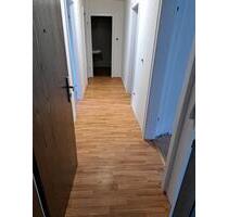 Schöne 4 Zimmer ca.90 qm Wohnfläche, 2 Stock, in St.-Johannis - Nürnberg Kleinweidenmühle